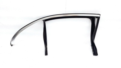 A2137357400 Уплотнитель стекла двери Mercedes-Benz E-Class W213 2020 , 2137357400