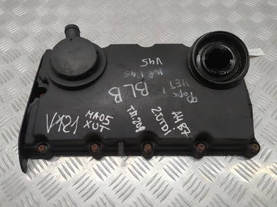 03G103475B Клапанная крышка Audi A4(B7) 2005