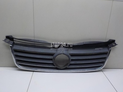 3B0853651L3FZ Решетка радиатора VAG Passat [B5] (2000 - 2005)