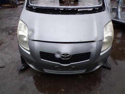 521190D977 toyota yaris ii капот крыло бампер полоса передний
