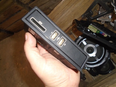 A2058200526 мерседес w205 считыватель карты разъем usb модуль