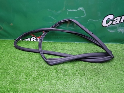 A2037300178 Уплотнитель двери Mercedes-Benz C W203 2002