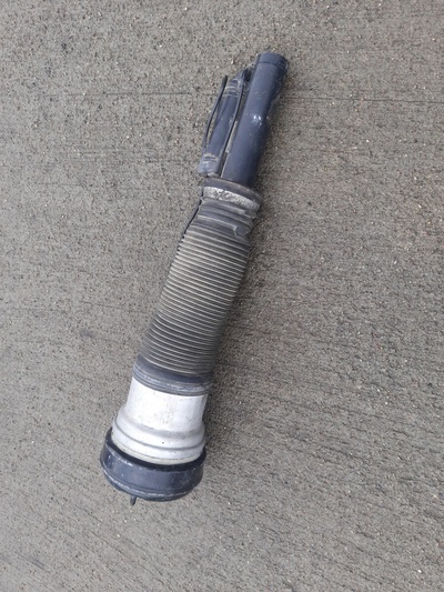 A2203202438N2 Амортизатор передний Mercedes S W220 2003 ,A2203202438,A2203205113,A2203202438,A2202302438,2202302438