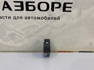 8200476809 блок управления стеклами (кнопка ) Renault Duster HSA 2012