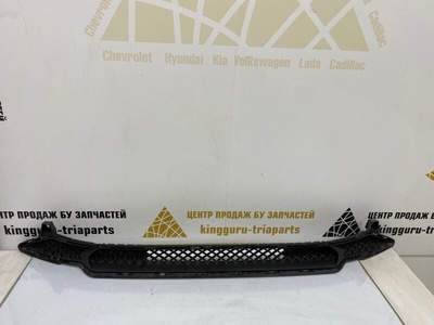 86561H5500 Решетка бампера Hyundai Solaris 2 Рест