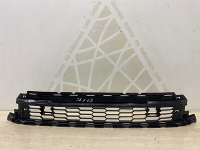 565853677E Решетка бампера Skoda Kodiaq 1 NS7 до Рестайлинг 2016-2022