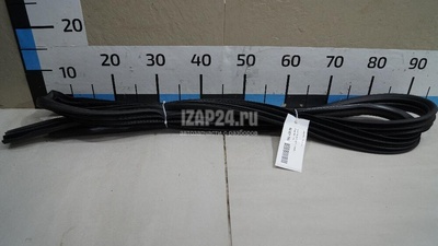76921EY10A Уплотнитель (внутри) Nissan Qashqai+2 (JJ10) (2008 - 2014)