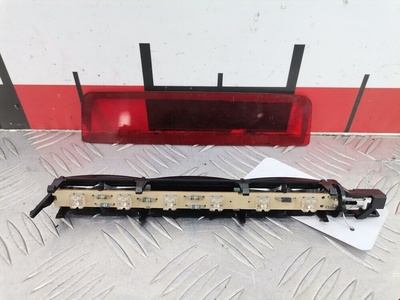 2DA00886900 Фонарь дополнительный тормозной (стоп-сигнал) Volkswagen Caddy 3 (2004-2015) 2008 ,2K0945087C