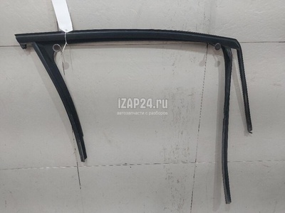 51338498410 Уплотнитель стекла двери BMW 2-serie F45/F46 Tourer 2015