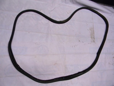 8200077500 Уплотнитель двери RENAULT Megane II 2002-2009