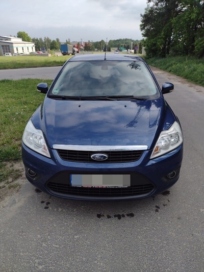 Форд focus 1.6 2010 - бензин снг