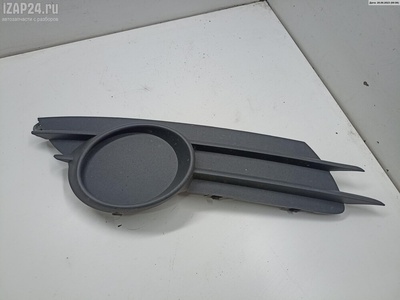 13211481 Решетка (заглушка) в бампер Перед. R Opel Corsa D 2008