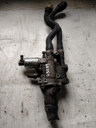 2569 ASTRA H OBUDOWA TERMOSTARU 24418432 Z16XEP