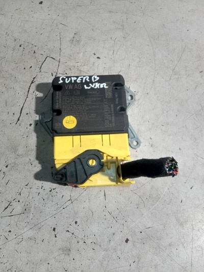 5Q0959655AT skoda superb iii сенсор подушек безопасности airbag