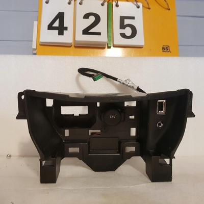 Бардачёк полка разъем usb aux peugeot 308 t9 ii