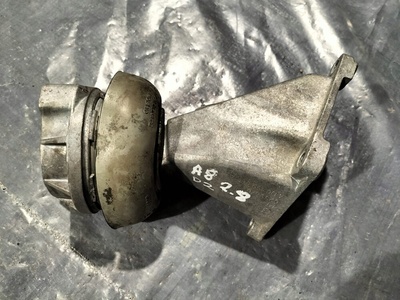 4D0199381AA подушка двигателя лапа audi a8 d2 рестайлинг 2.8 v6