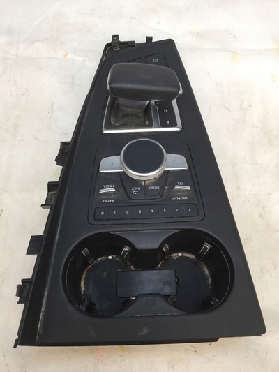 8W1864261C audi a4 b9 15 - рамка туннель среднего сша