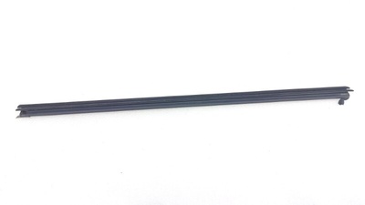 83240L2000 Уплотнитель стекла двери Kia K5 DL3 2021