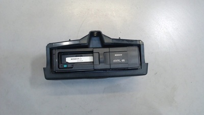 7700423003 Проигрыватель, чейнджер CD/DVD Renault Megane 1996-2002 2002