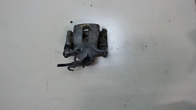 5QM615423A Суппорт Volkswagen Passat 8 2015- 2018