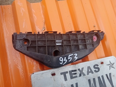 5253652120 КРЕПЛЕНИЕ БАМПЕРА Toyota SPADE NCP141, NCP145, NSP140, NSP141 52536-52120