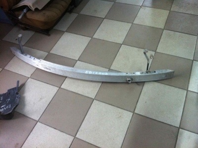 A2046205834N1 Усилитель бампера переднего Mercedes E C207 2008 ,A2046205134,A2046205834,A2046203434,2046203434,A2076200300,2046205134,2046205834,2076200300