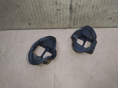 8R0837923C Уплотнитель Audi Q5 8R 2009