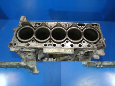 Xc60 i s60 v60 s80 2.4 d5 d5244t17 blok двигателя