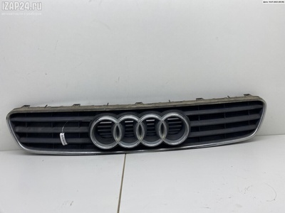 8L0807683 Решетка радиатора Audi A3 8L (1996-2003) 1999