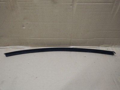 8R0837480B Уплотнитель Audi Q5 8R 2009