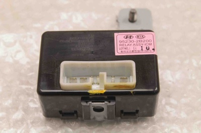 952302B200 Блок противотуманных фар Hyundai Santa Fe (CM) 2006-2012 95230-2B200