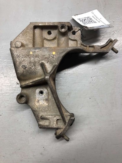 9635969880 Кронштейн двигателя Citroen jumpy 1 2001