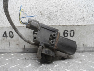 G6T50371 Клапан воздушной заслонки Mitsubishi Montero III 1999 - 2006 2001 ,