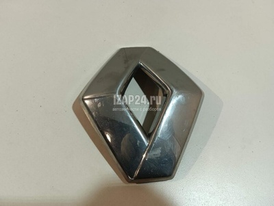 628905855R Эмблема Renault Logan II 2014
