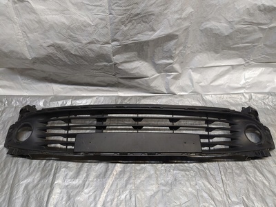 622542958R renault clio iv 4 решетка радиатора решётка бампера оригинал