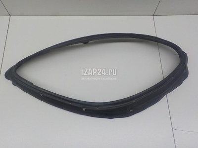 95B941323B Уплотнитель фары VAG Macan 2013