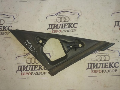 8R0867368 уплотнитель Audi Q5 2011