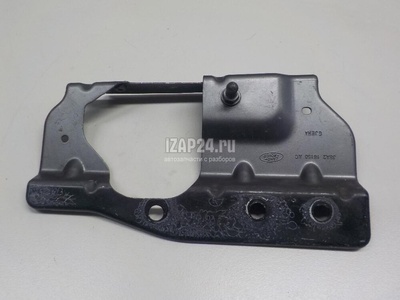 LR092010 Кронштейн крепления крыла Land Rover Range Rover Velar 2017