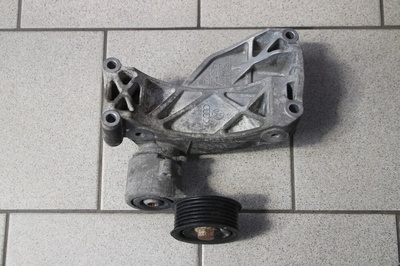 06E903143G audi a8 d4 3 , 0 tfsi лапа генератора