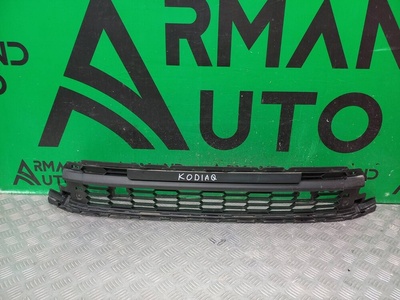 565853677E9B9 Решетка бампера Skoda Kodiaq 1 2016-нв , 565853677E