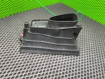 4H0129666C воздуховод Audi A8 D4/4H 2012 ,4H0129628AA