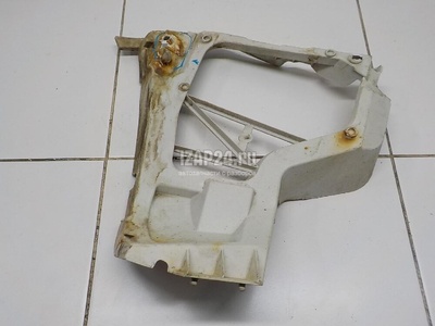 1360420 Направляющая заднего бампера правая Ford C-MAX (2003 - 2010)
