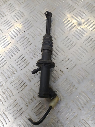 306104585r Главный цилиндр сцепления RENAULT DUSTER 2009-2020