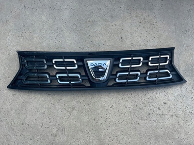 623103440R dacia duster ii решетка радиатора