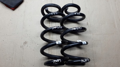 8W0511115EQ a4 b9 8w пружины пружина задняя 2.0 tdi a5 8w 2x