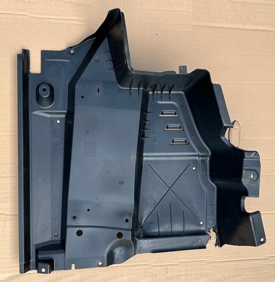 7E0825207E volkswagen t5 рестайлинг нижняя крышка плита шасси