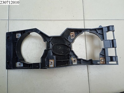 1492257 Кронштейн фары противотуманной левой TOPCOVER 5 - Serie 2004-2016 Scania ,1786694,123210,T0421-6002
