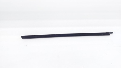 82240L2000 Уплотнитель стекла двери Kia K5 DL3 2022