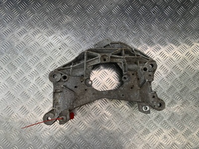 4H0399263L Кронштейн Кпп Audi S8 D4 2015 ,4H0399263AJ