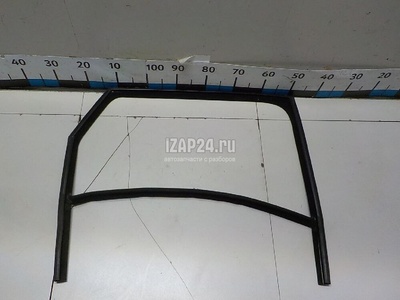 LR056340 Уплотнитель стекла двери Land Rover Range Rover Sport 2013